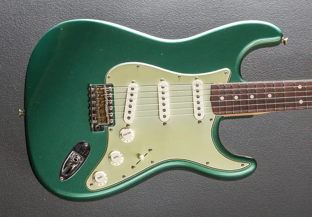 1960 Journeyman Relic Strat– Dave's Guitar Shop Limited Edition